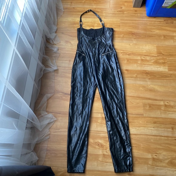I am gia jumpsuit - Picture 2 of 5